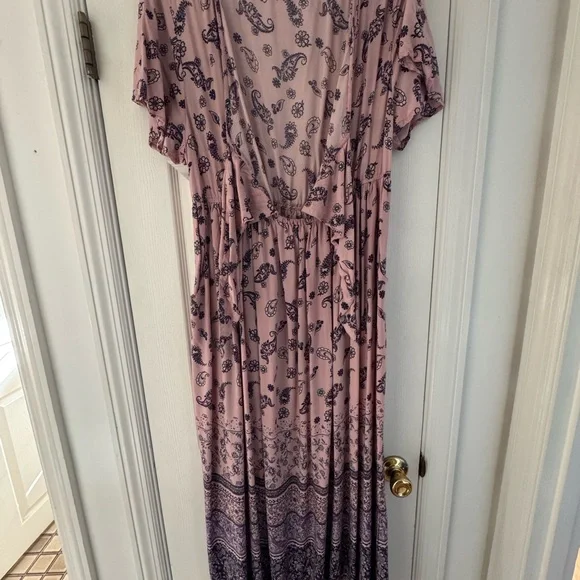 Arula Floral Pink Maxi Dress - Picture 2 of 5